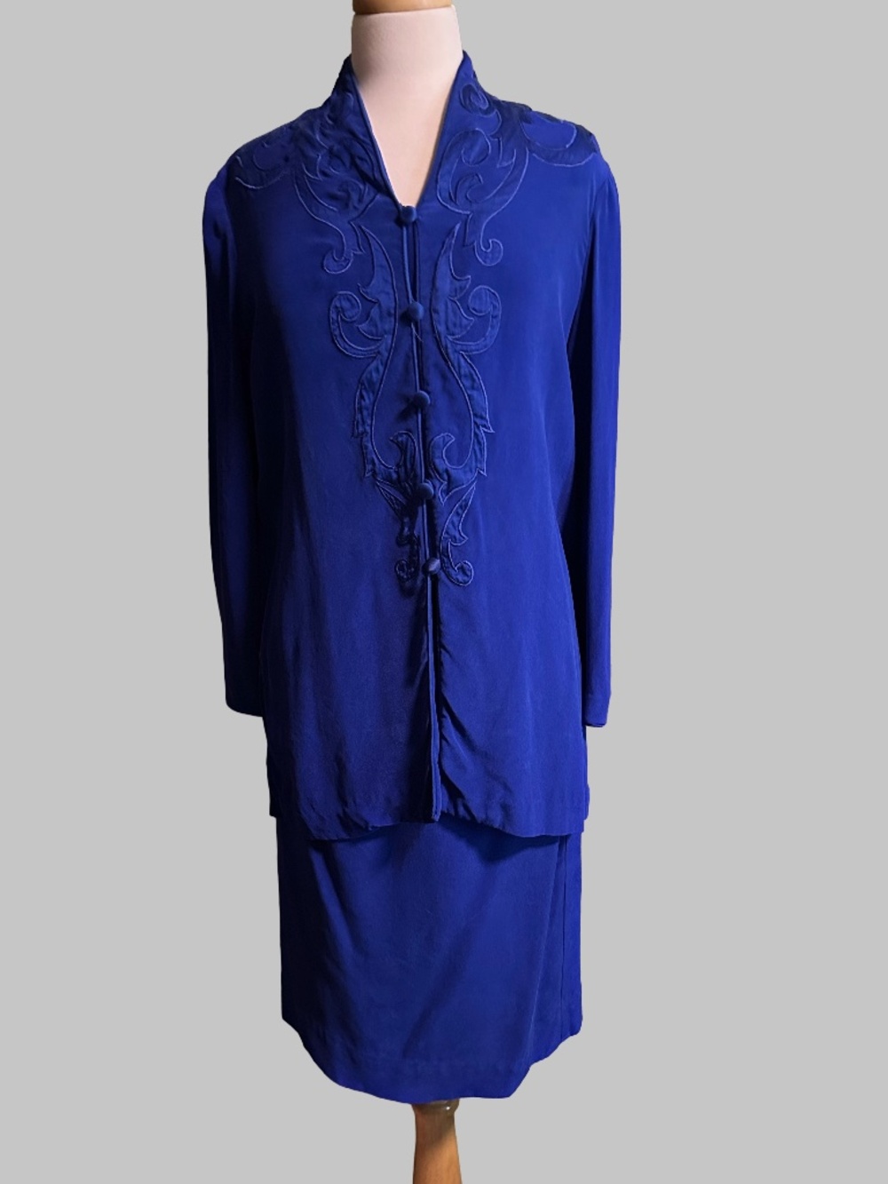 Vintage Adrianna Papell 100% Silk Embroidered Skirt Suit Set Royal Blue 12P